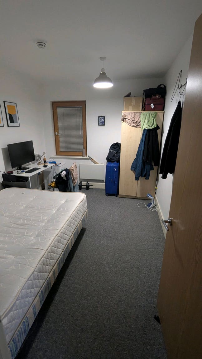 1 bed room available in postbox apartments  Main Photo