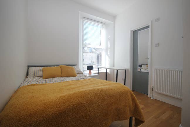 Rooms Available Within a Professional Hmo Main Photo