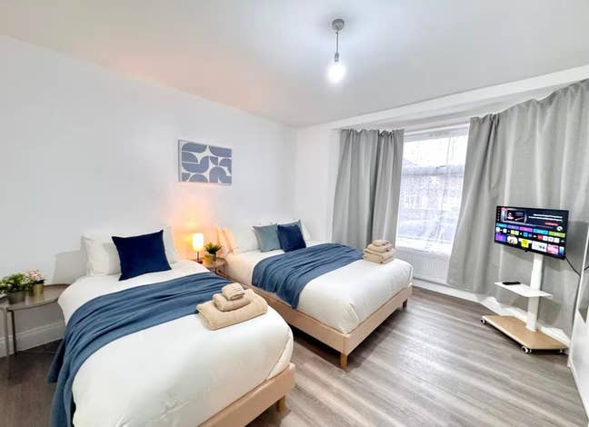 Studio 4 - 69 MP Main Photo