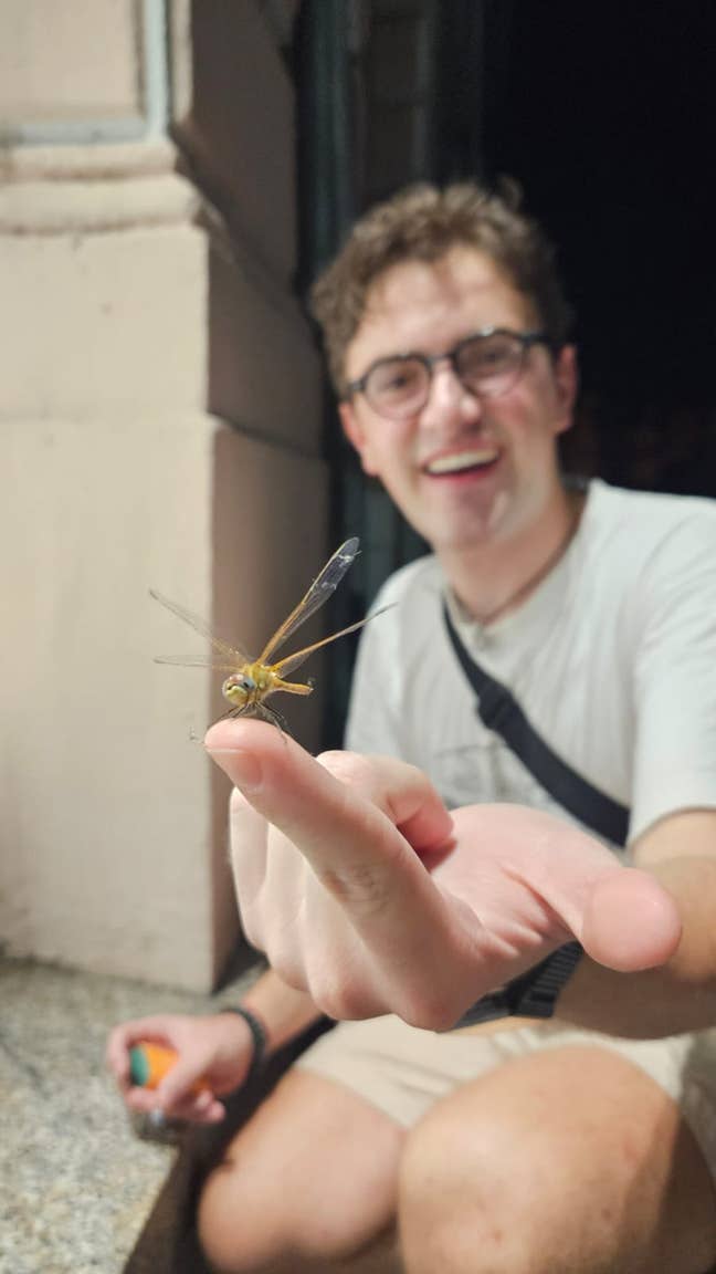 DESIGN EXCHANGE STUDENT searching a room, FEB-JUNE Main Photo