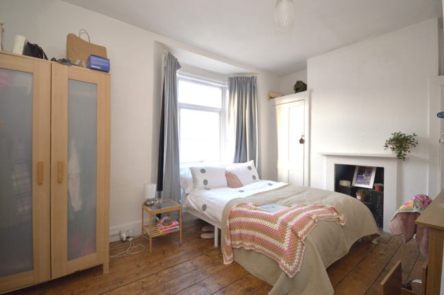 Double Room - All bills and Cleaner Included! Main Photo