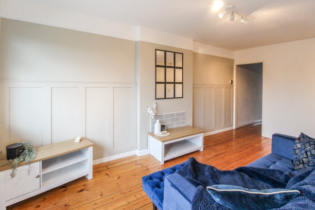 Furnished 2 Bed Apartment in Mapperley Main Photo