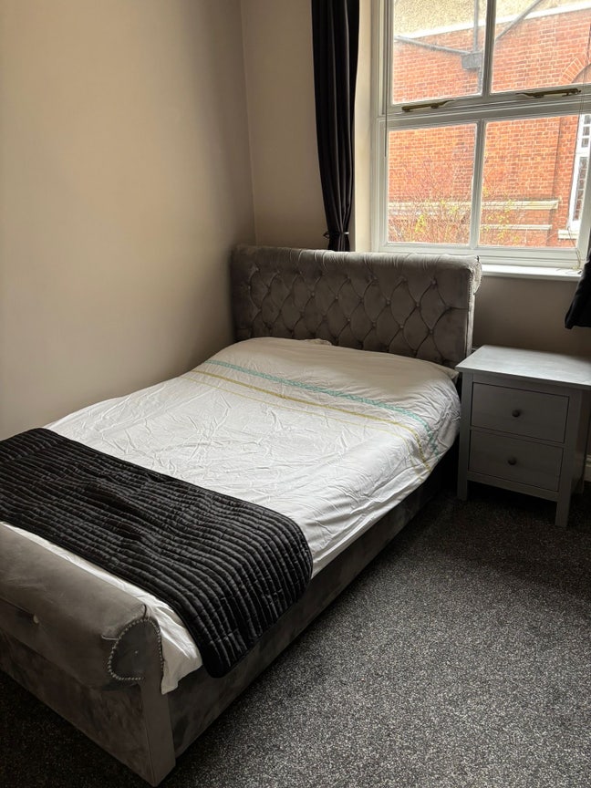 Double room with sink  Main Photo