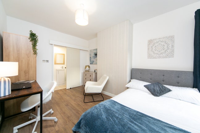 First Month 50% off!!-6 Ensuites New Property Main Photo