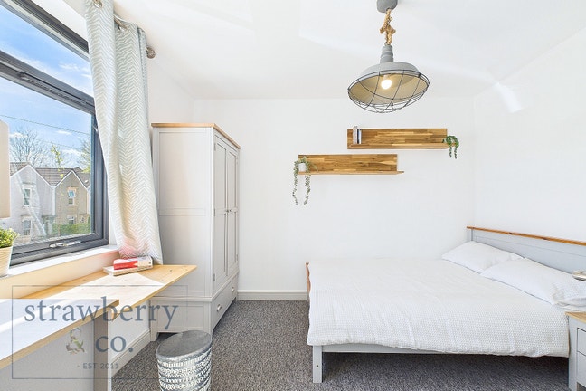 19HHR | St George | 2 x Dbl & Ensuite | Parking Main Photo