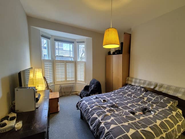 Room in spacious flat with garden in SW8 Main Photo
