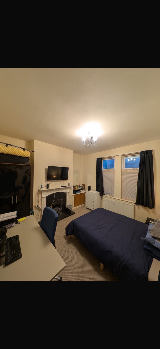 Room For Rent In Barrow  Main Photo