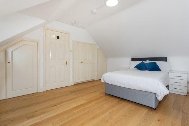 **Large Furnished Room In Acton** Main Photo