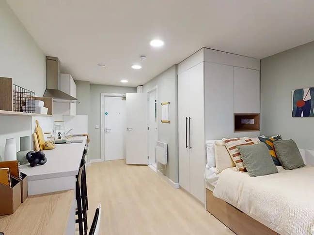 Student lease takeover - till August 28th  Main Photo