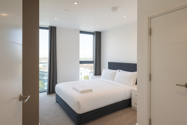 Beautiful Ensuite Double Room in Brand New Flat Main Photo