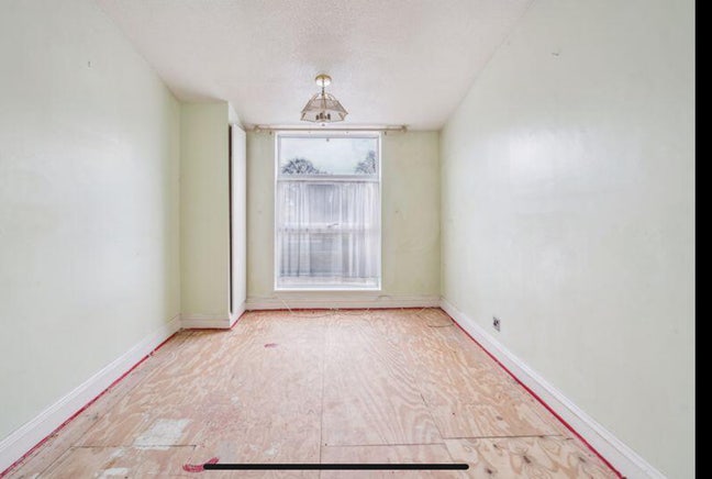 2 bedrooms available for rent.  Main Photo