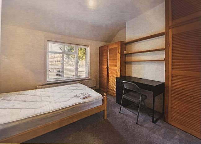 Coombe  Road  4  bed,  1  room  to  rent
 Main Photo