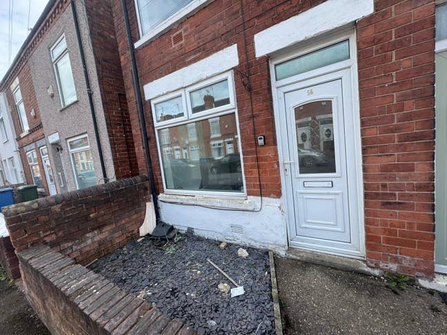 3 Bed Terraced House, Mount Street, NG19 Main Photo