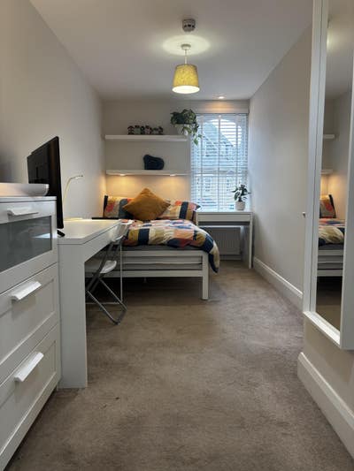 Ensuite Double Bedroom ,✅   Freindly  Housemates.✅ Main Photo