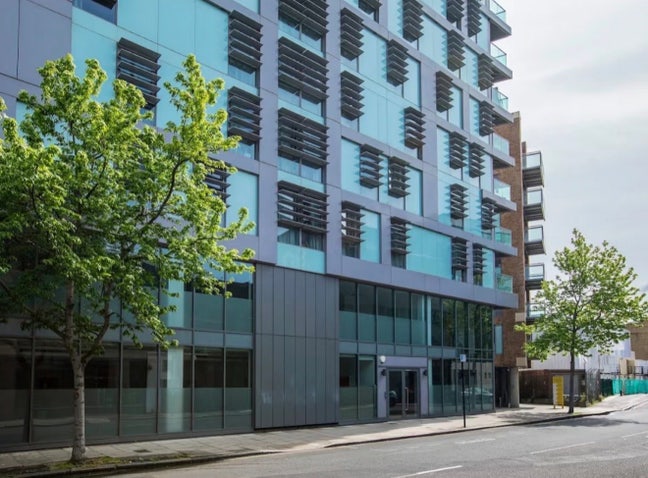 Moonraker point classic ensuit Main Photo