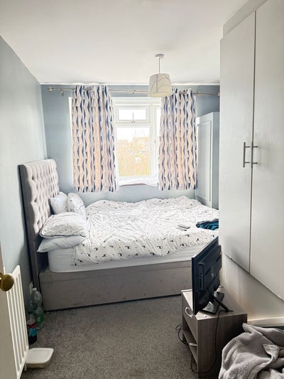 Lovely Double Room@RM16 4JB /Grays Main Photo