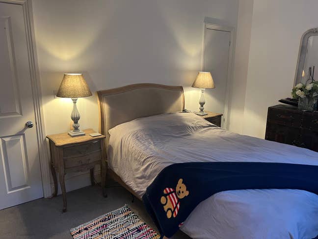 Large Double Room in Fulham  Main Photo