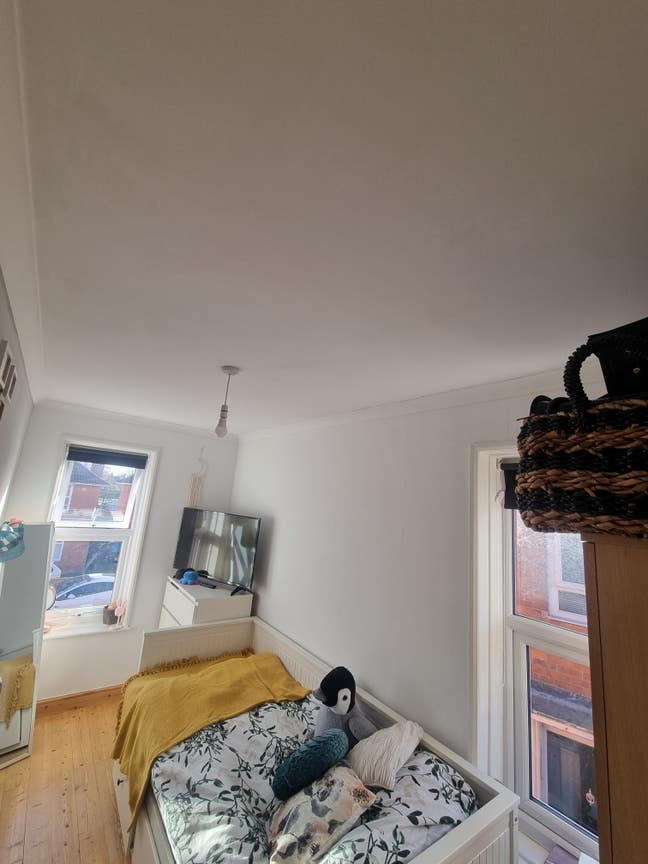✨ Bright & Cozy Single Room to rent-Female only Main Photo