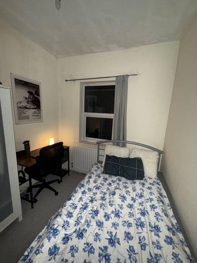 850£ a month for a nice room in a nice house Main Photo