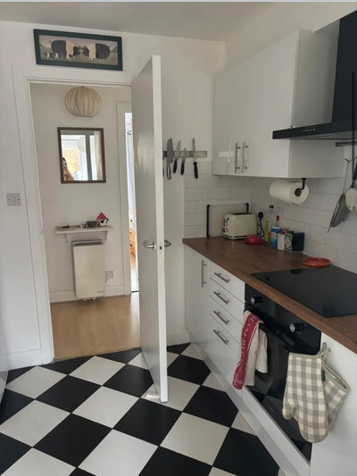 Sublet for one month Main Photo