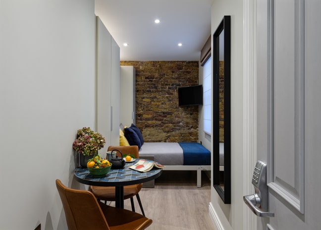 🎁 Bedsit with Bills Included in Baker Street 🔥 Main Photo