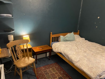 1 room available in burnage with good transport  Main Photo