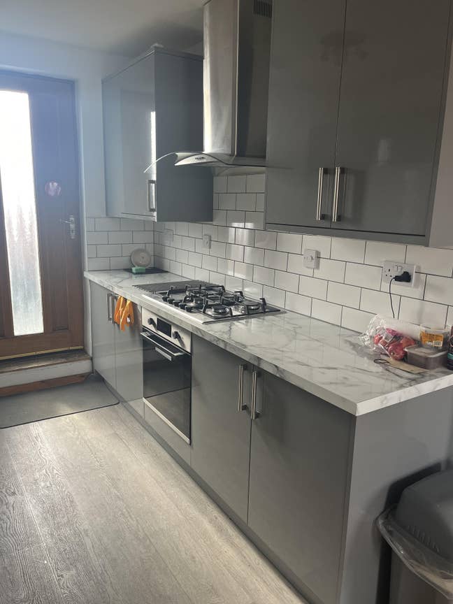 Great room in shared flat Fore St, Heavitree EX1  Main Photo