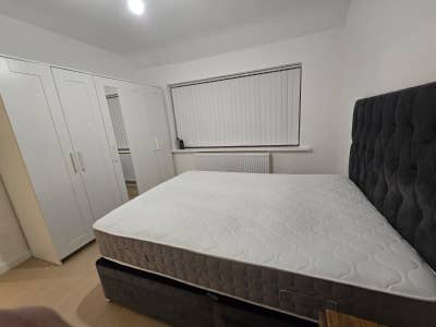 One double bedrooms avaiable for rent in UB3-&pound;650 Main Photo