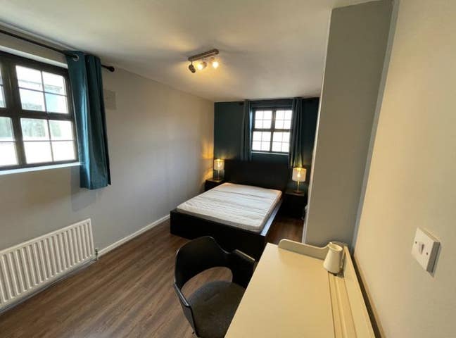 ✨ Premium Double Room • London Fields • All Bills  Main Photo
