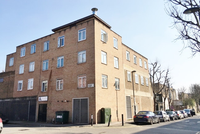 Studio in Kember Street, Islington, London, N1 Main Photo