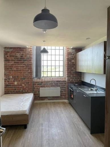 Student Studio, Flexible Start Date Main Photo