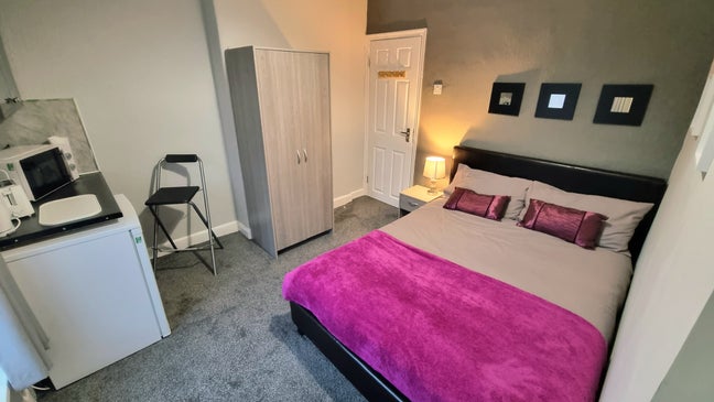 Two new stunning rooms in Heaton (Bolton) Main Photo