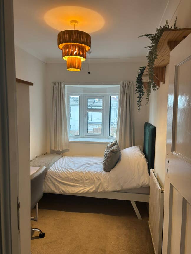 Single Room in heart of South Croydon  Main Photo