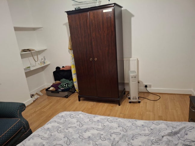 Room to rent Main Photo