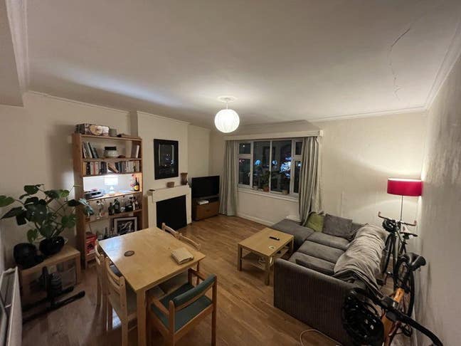 2 Double Rooms Available Manor House Main Photo