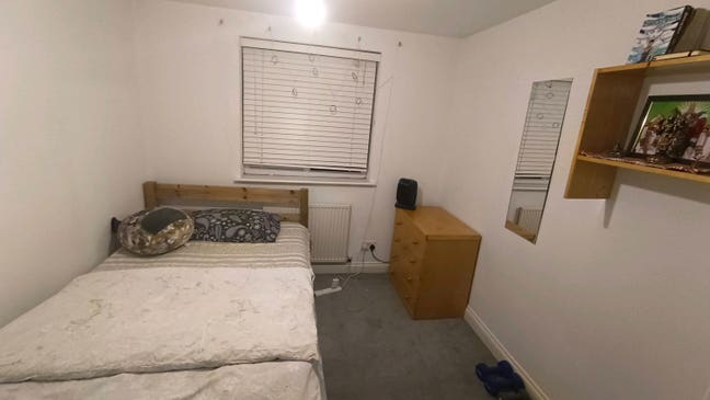 1 Bed room let in a semi-detached house OX4 Main Photo