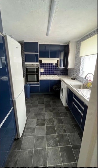 Room for rent.   Main Photo