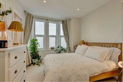 Girl's En-Suite in Stunning New Home Main Photo