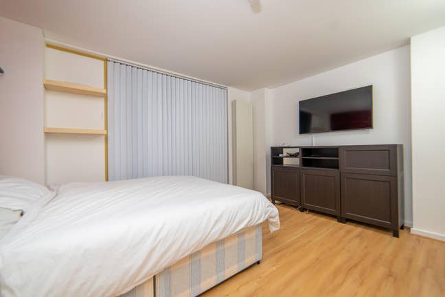 🦁North Greenwich*3BeDS2Bathrooms New Property Main Photo