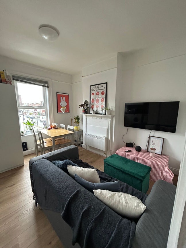 Cosy room in friendly flat from 1st Jan in Tooting Main Photo