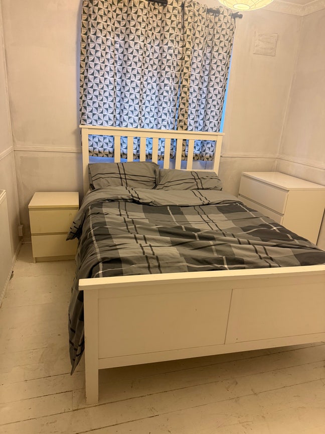 Double bedroom in Finchley  Main Photo