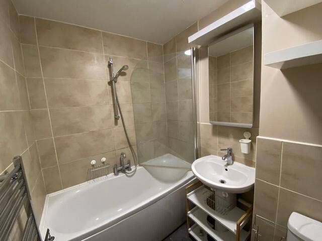 Warm and Bright Double Room in Blackheath Main Photo