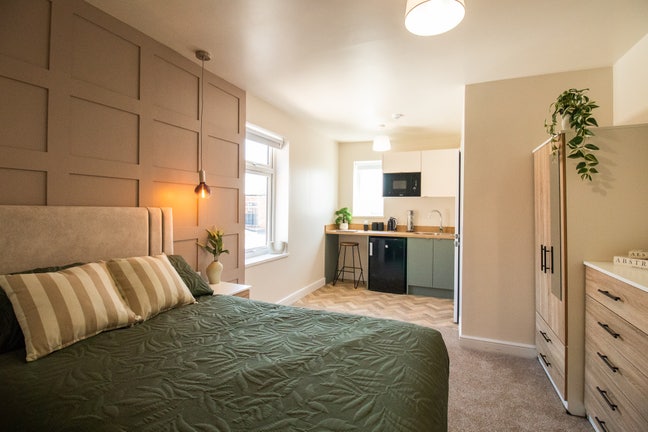 🏡Studio's & En-suite Available Now💥🔑 LE2 Main Photo