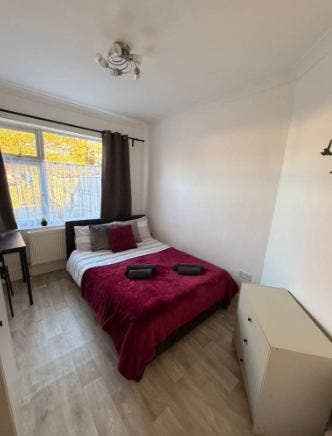 Rooms Available in RM1 4SB – 2-Bedroom Bungalow Main Photo