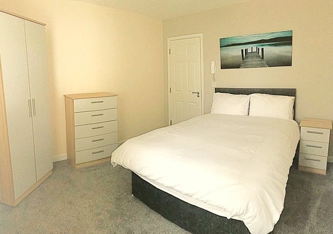 Cozy Room in E3 - Bow / Mile End / Devons Road Main Photo