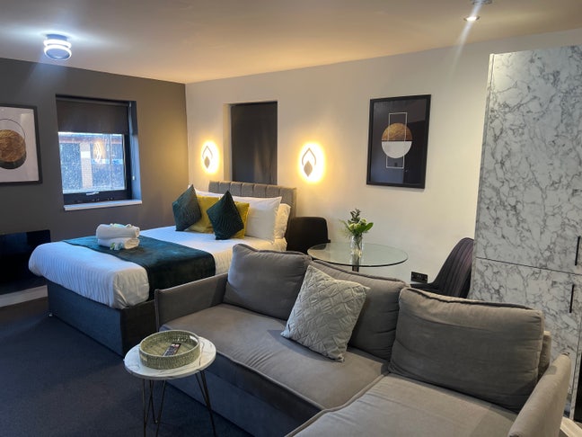 Boutique Style - 1 Bed Studio - All Bills Included Main Photo