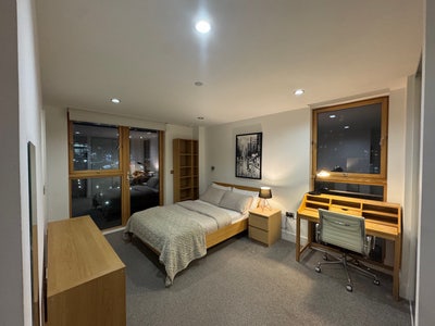Rooms to rent in Canary Wharf Main Photo