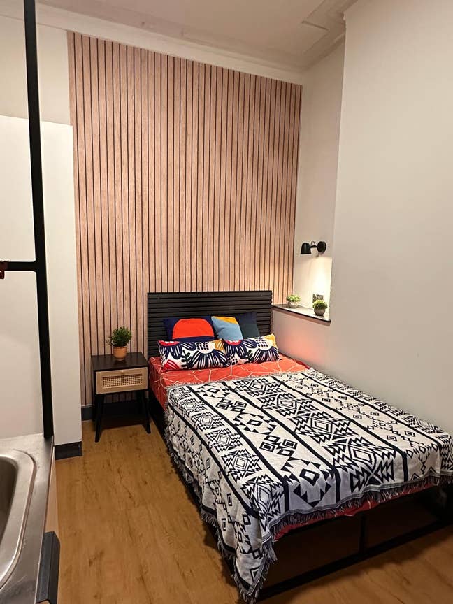 186 Borough Road, Room 1-5  Main Photo