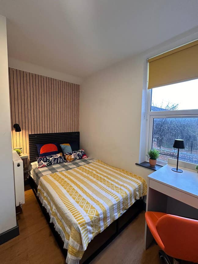 186 Borough Road, Room 1-5  Main Photo