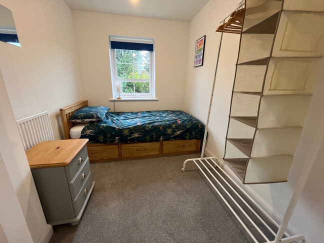 Single room with own bathroom  Main Photo